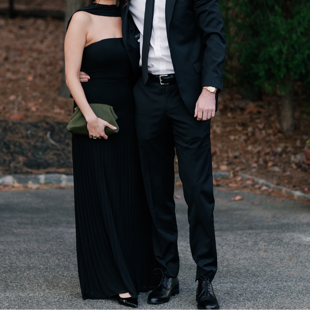 Lulu’s Clebratory Aesthetic Black Pleated Strapless Maxi Dress